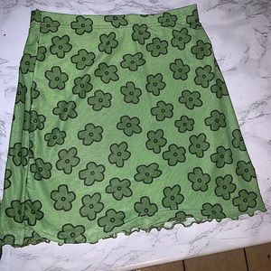 Green floral mini skirt